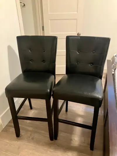 Set of bar stools, View more