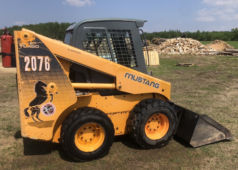 2006 Mustang skid steer Heavy Equipment Edmonton Kijiji