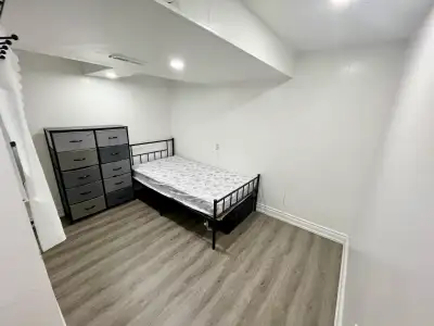 Hello everyone! One private room is available for girls at basement unit starting from September 1....