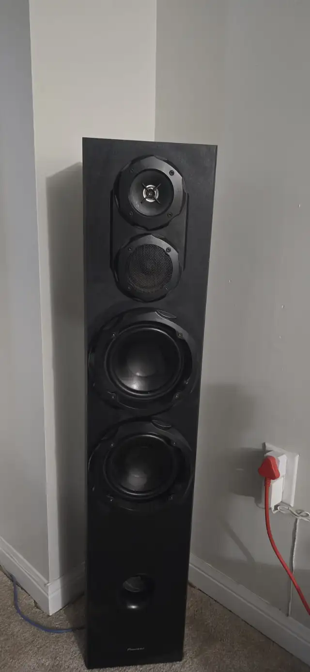 Pioneer Home Theater Stereo System – Full Speaker Setup in Speakers in Mississauga / Peel Region - Image 3