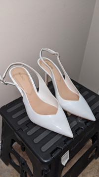 WHITE ALDO SLINGBACK HEELS ** SIZE 37.5/ US 7