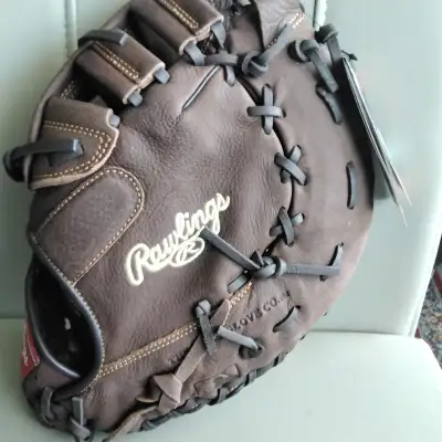 RAWLINS BASEBALL GLOVE RIGHT HAND SIZE 12/5 LEATHER NEW PRO, View more