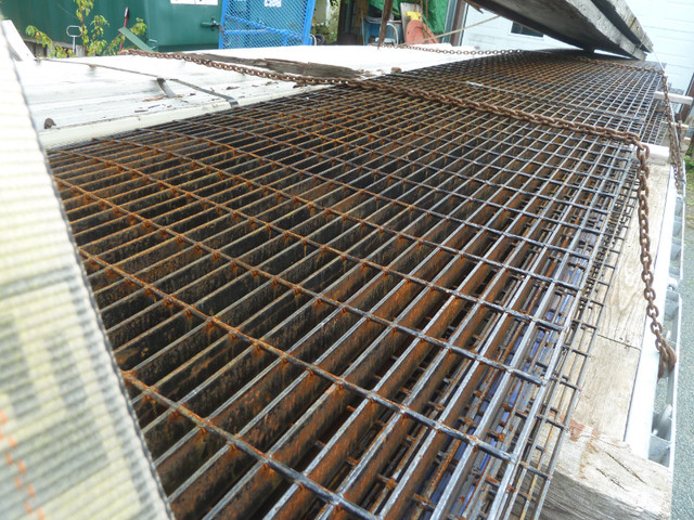 Caillebotis ( treillis métallique ) in Decks & Fences in Victoriaville