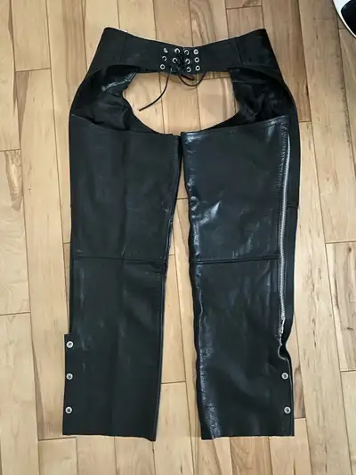 Xelement Leather Motorcycle Chaps – Size M/L, View more