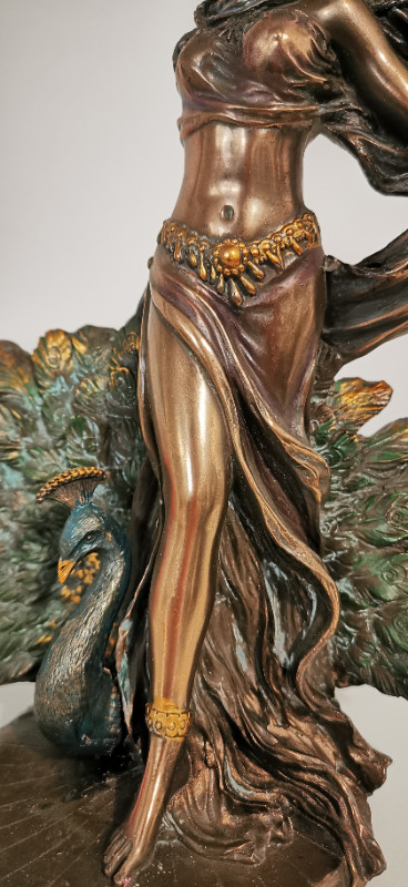 Unique Goddess Hera Statue Goddess Of Marriage Collectible . in Arts & Collectibles in City of Toronto - Image 3