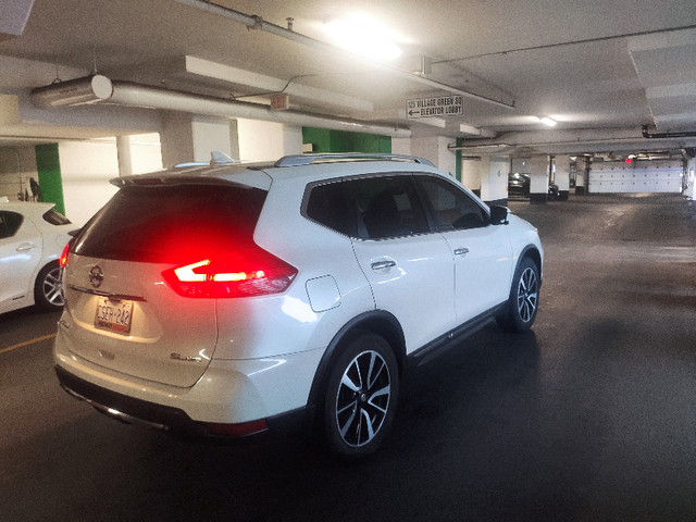 2017 Nissan Rogue SL Platinium AWD, NO ACCIDENTS in Cars & Trucks in City of Toronto - Image 2
