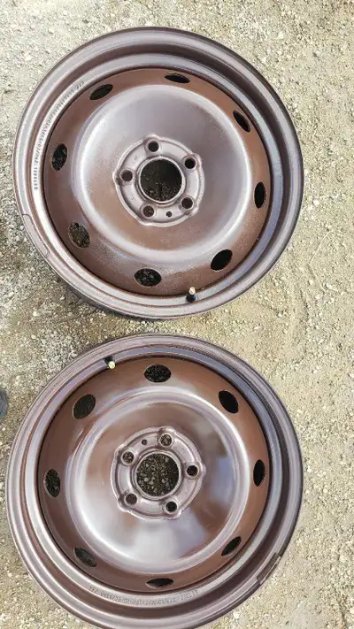 price is for both rims bought them for winter tires that i removed. in good shape 65mm center bore 4...