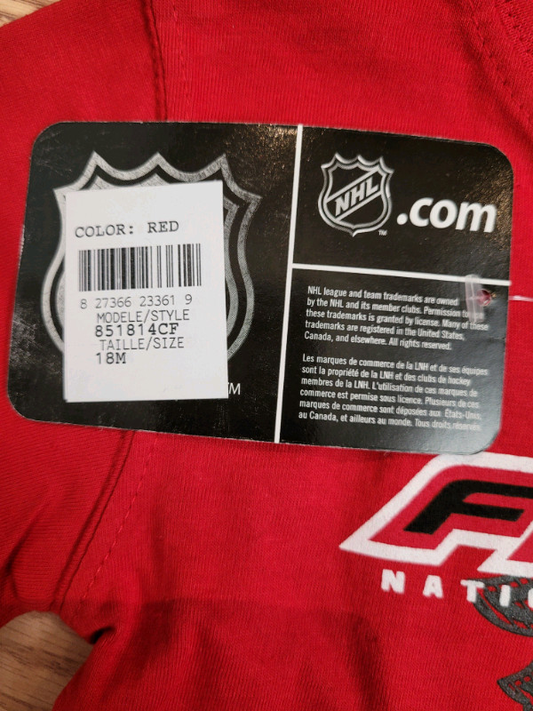 NEW/NEUF, official NHL hockey shirt,  chandail hockey, size 18 m dans Hockey  à Ouest de l’Île - Image 3