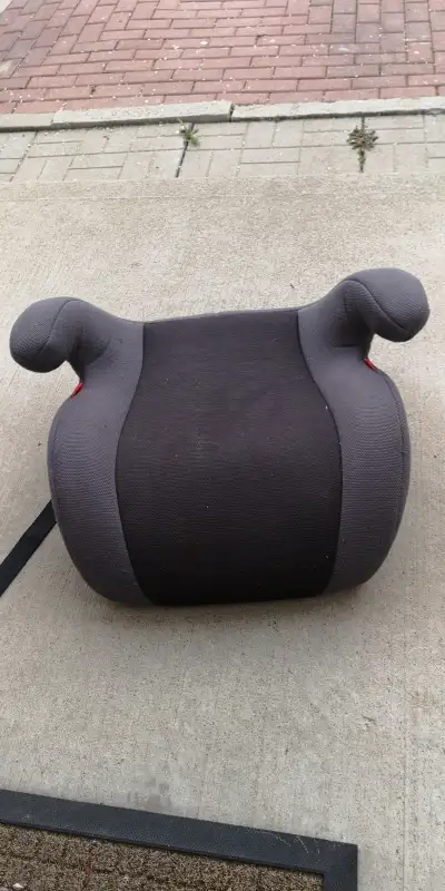 Car seat booster: $5ea (3pc for sale)