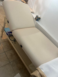 Massage table 