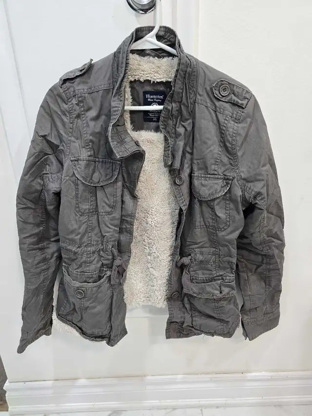 Woman's Jacket in Women's - Tops & Outerwear in Oshawa / Durham Region - Image 2