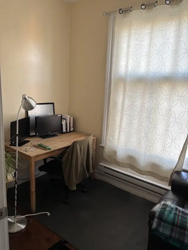 Metro Berri-uqam chambre privée à louer  980$/mois in Room Rentals & Roommates in City of Montréal - Image 6