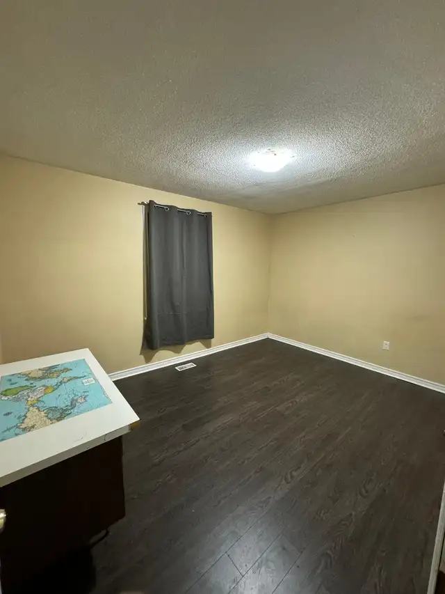 ROOMS AVAILABLE FOR RENT IN MISSISSAUGA63860084023041121