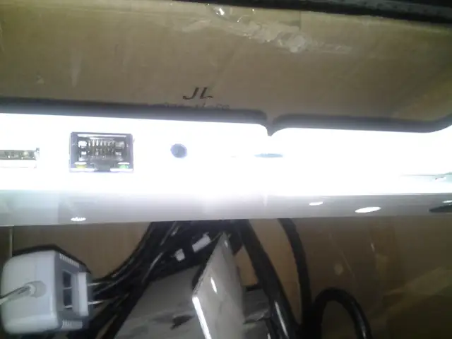 LANDING ZONE LZ3015A LZ3015A USB HDMI Macbook Pro Docking Statio in Other in City of Montréal - Image 3