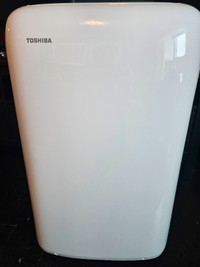 Toshiba 12000 BTU Portable Air Conditioner with Remote control