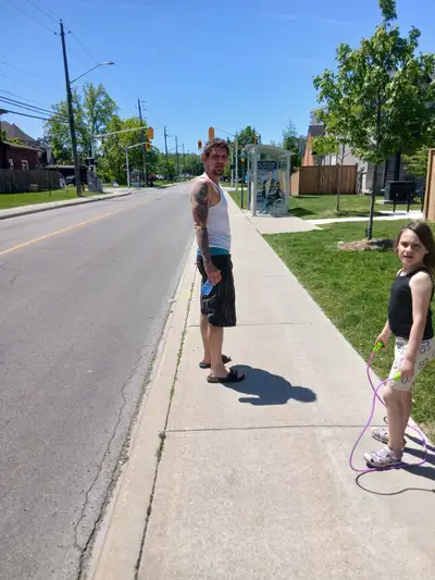 Male looking for cash work to help family, View more