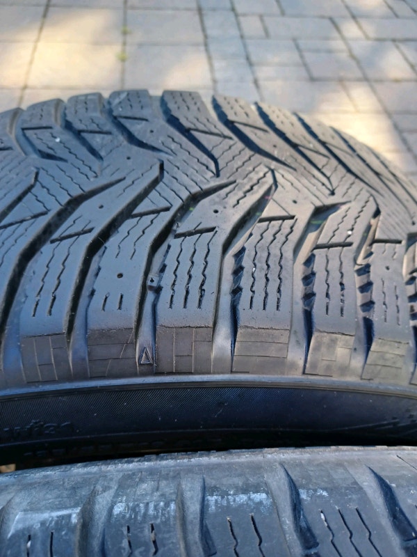 Mini Cooper winter tires on rims ☆ Pneus d'hiver sur jantes ☆ 19 Pneus et jantes Laval/Rive