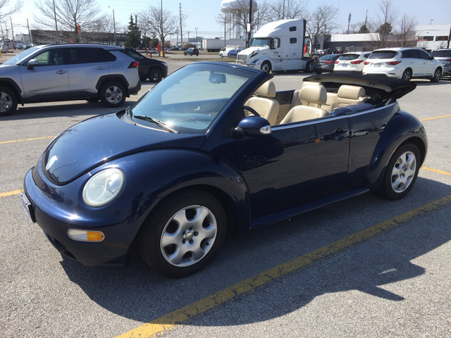 CLASSIC VW BEETLE CONVERTIBLE CAR FOR PHOTO SHOOT RENTAL in Other in City of Toronto - Image 2