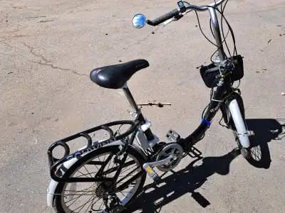 Schwinn Foldable Electric Bike, View more