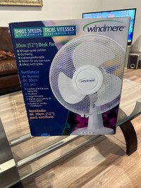 12” desk fan 