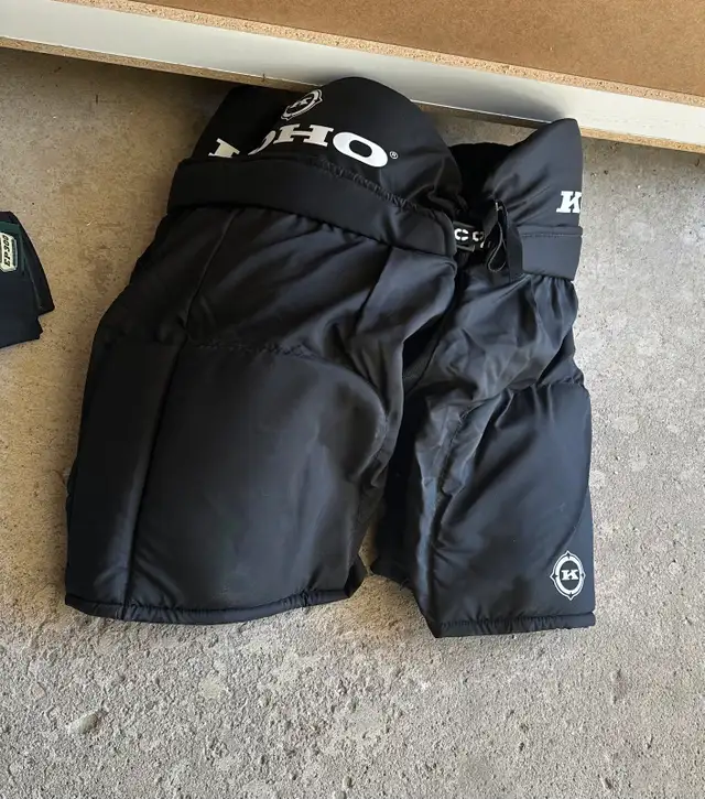 KOHO (SR) COMFORT SERIES PADDED HOCKEY PANTS/ GIRDLE in Hockey in Markham / York Region - Image 2