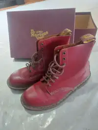 Doc Martens 8 hole Oxblood. Size 11 mens, GREAT SHAPE 1/2 price