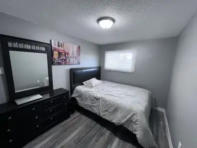 Fully furnished private room avaible for rent with shared kitchen and washroom. Its close to sobeyes...