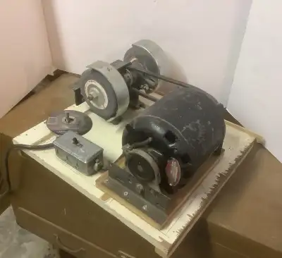 MEULE / GRINDER ( 4 Photos), View more