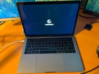Macbook pro 2020 / 8 Gb Ram / 256 Gb Storages