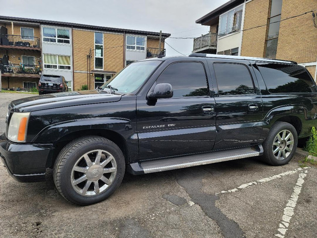 Cadillac Escalade ESV fully loaded, AWD..!! in Cars & Trucks in City of Toronto