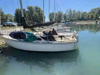 30' Grampian Marine Year 1975 Length 30 Beam 9 Draft 4.6 Asking $13,500 Description: 1975 Grampian 3...