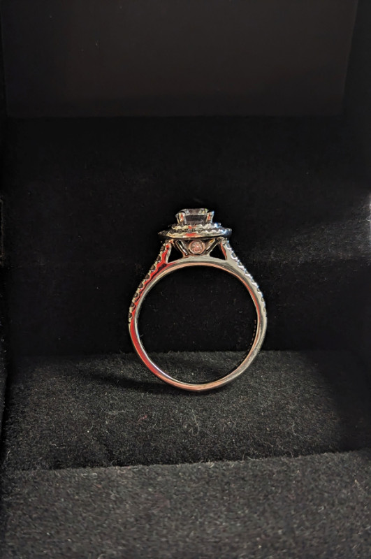 Women's 14K White Gold Engagement Ring~Size 6 in Jewellery & Watches in Hamilton - Image 4