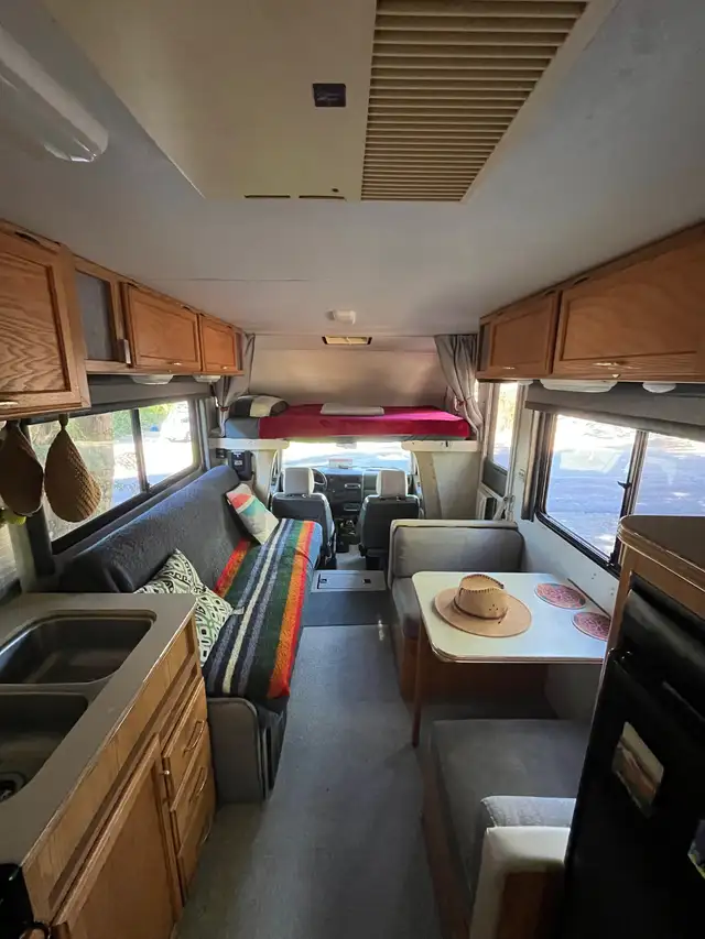 UNIQUE 2003 Volkswagen Winnebago vista 21b – vw chassis, solar in RVs & Motorhomes in Victoria - Image 7