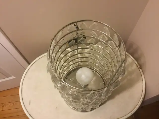 Vintage Ren-Wil Pendant Table Lamp in Indoor Lighting & Fans in Mississauga / Peel Region - Image 4