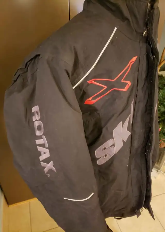 Men's Ski-Doo X-Team Winter Jacket - Medium in Men's in Calgary - Image 3