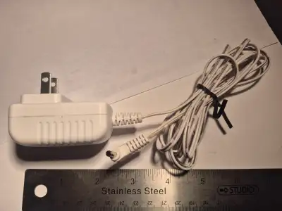 YWK YWK-AD050100-U 100-240VAC 0.3A to 5VDC 1A Adapter, View more