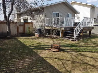 $2200 Detached home rental - 3 bedroom 1.5 bathroom
