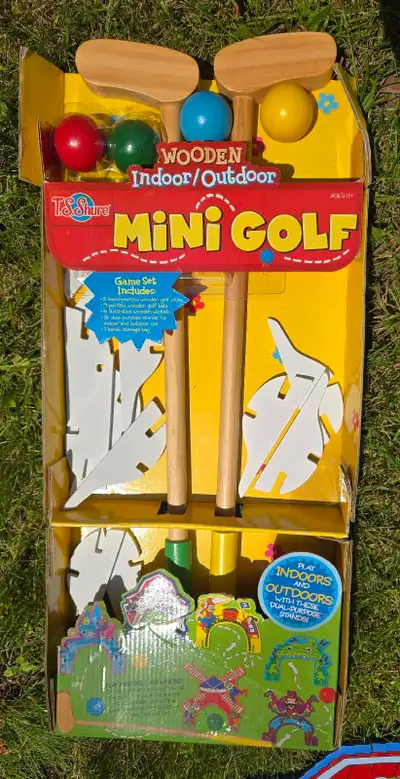 NEW Mini Golf Indoor/Outdoor. Wooden, View more