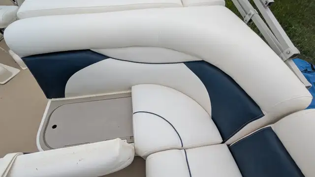 SWEETWATER PONTOON 2008 in Powerboats & Motorboats in Saskatoon - Image 5