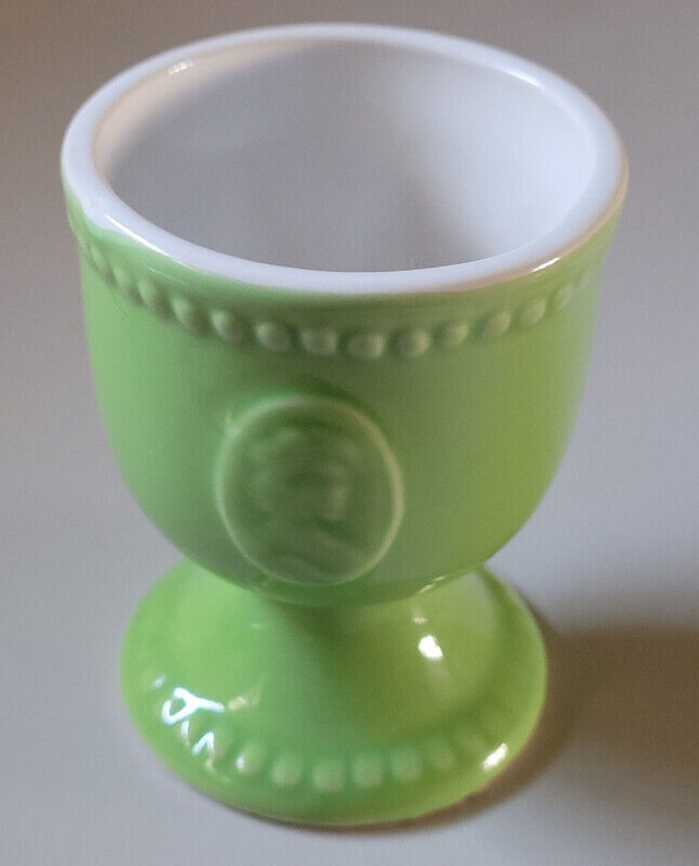 Laura Secord 2009 Raised Rabbits Logo Medallion Green Egg Cup in Arts & Collectibles in Oshawa / Durham Region - Image 3
