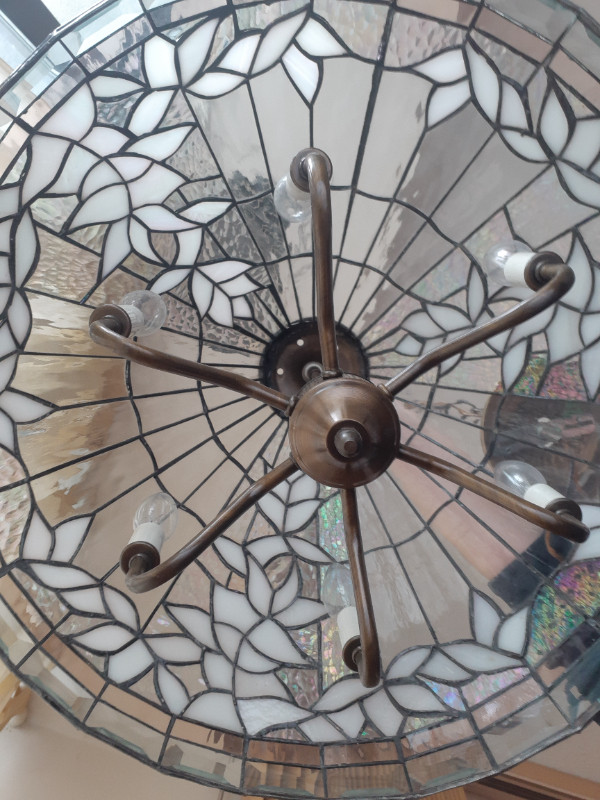Beautiful stained glass Chandelier. in Indoor Lighting & Fans in Hamilton - Image 3