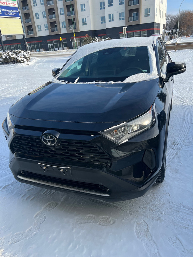 2022 Toyota RAV 4 LE AWD in Cars & Trucks in Winnipeg