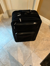 Large Samsonite Suitcase with Wheels
