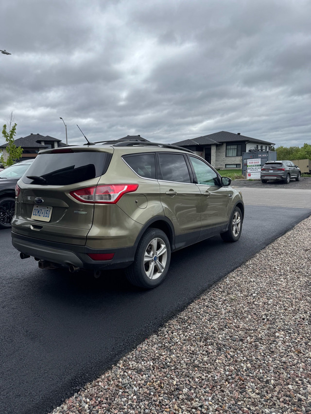 2013 Ford Escape  in Cars & Trucks in Ottawa - Image 3