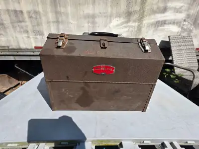 For sale an older Proto 9951 Counterlever Machinist Toolbox, Tool Chest, Similar To The Kennedy Hand...