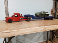 vintage stamped metal Structo truck, trailer with tank, 38" long