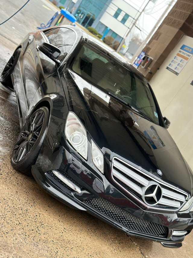 Mercedes Benz E550  in Cars & Trucks in Moncton
