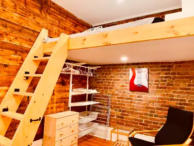 Super Cool Private Room Downtown Montreal for Rent