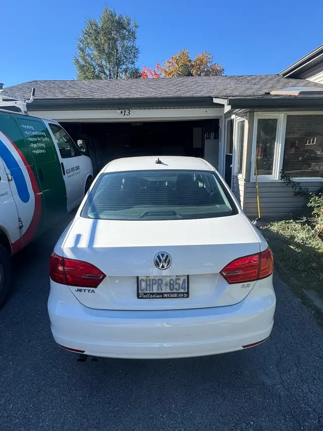 Certified jetta 2012 Highline 2.5595518098674831365