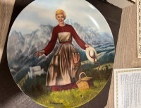 VINTAGE KNOWLES THE FIRST PLATE IN THE SOUND OF MUSIC! 